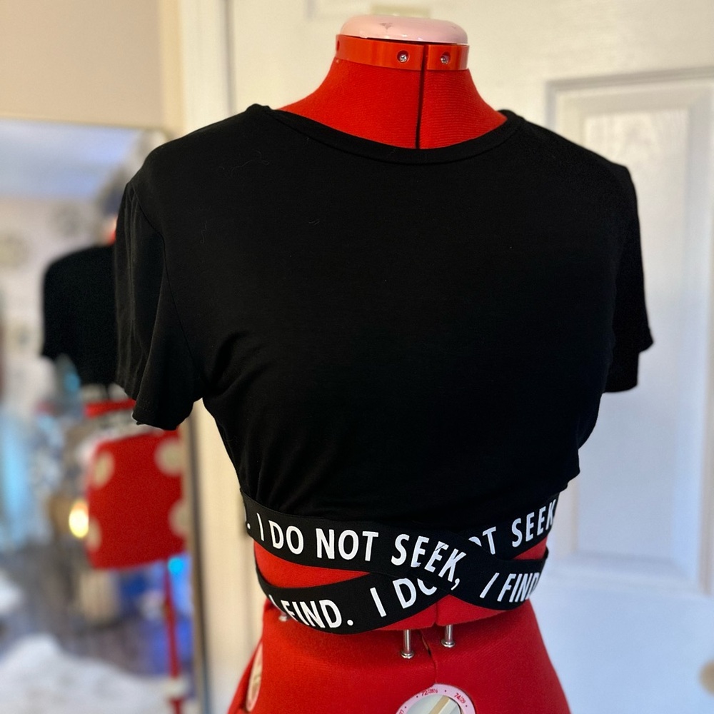 Black Crop Top with Statement Band NWOT Women’s Sz M